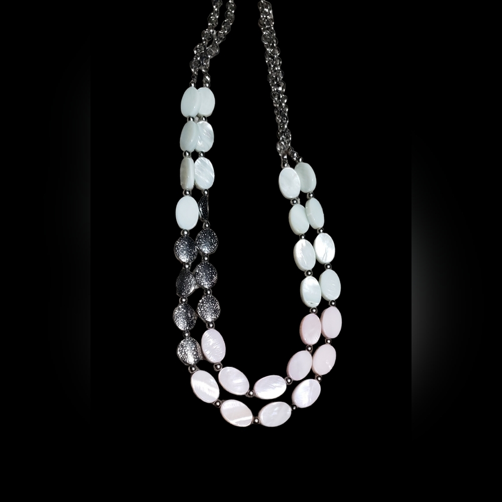 Double chained silvertone opalescent necklace